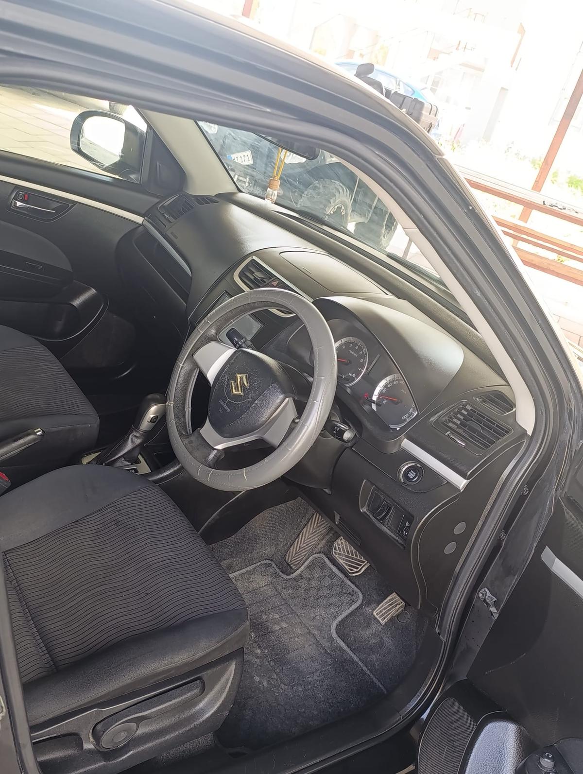 2013 Suzuki Swift 7