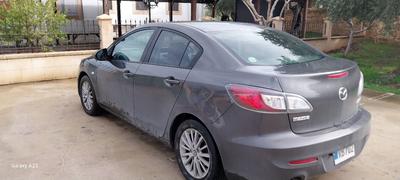Mazda Axela — 7