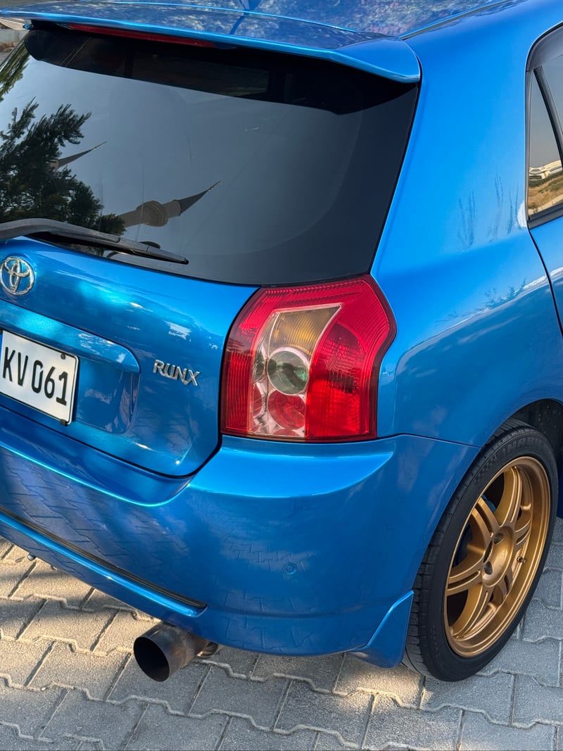 Toyota Runx — 5