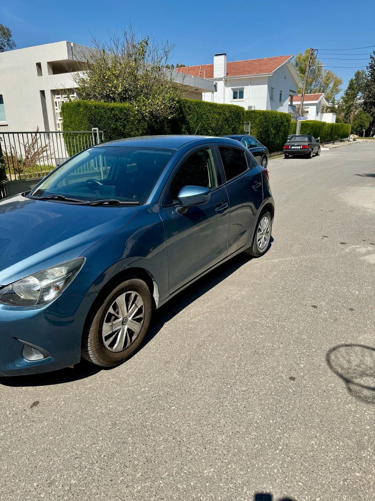 2017 Mazda Demio 2