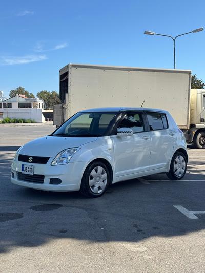 Suzuki Swift — 1