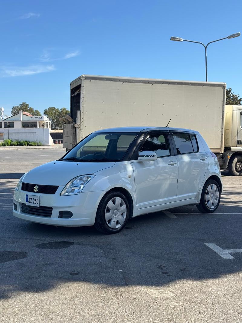 Suzuki Swift — 1/10