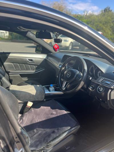 Mercedes-Benz E 220 — 5