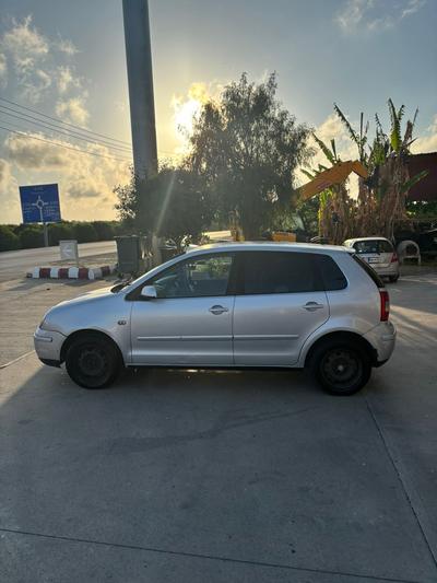Volkswagen Polo — 3