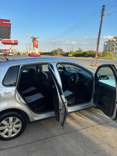 Volkswagen Polo — 5