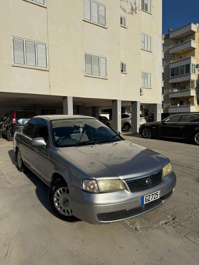 Nissan Sunny — 4