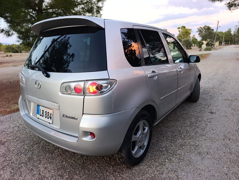 Mazda Demio — 2