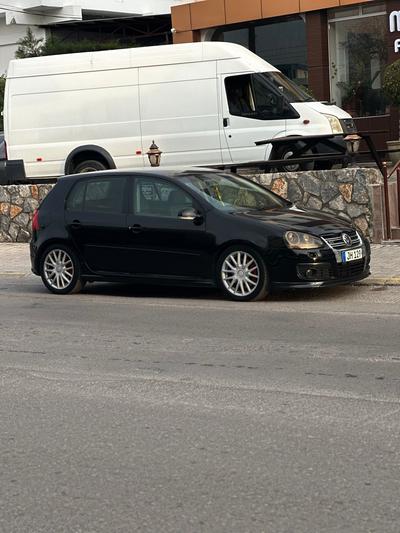 Volkswagen Golf — 1