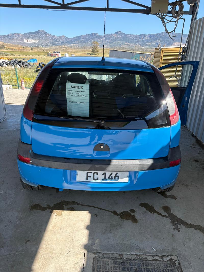 Opel Corsa — 1/8