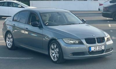 2007 BMW 318i