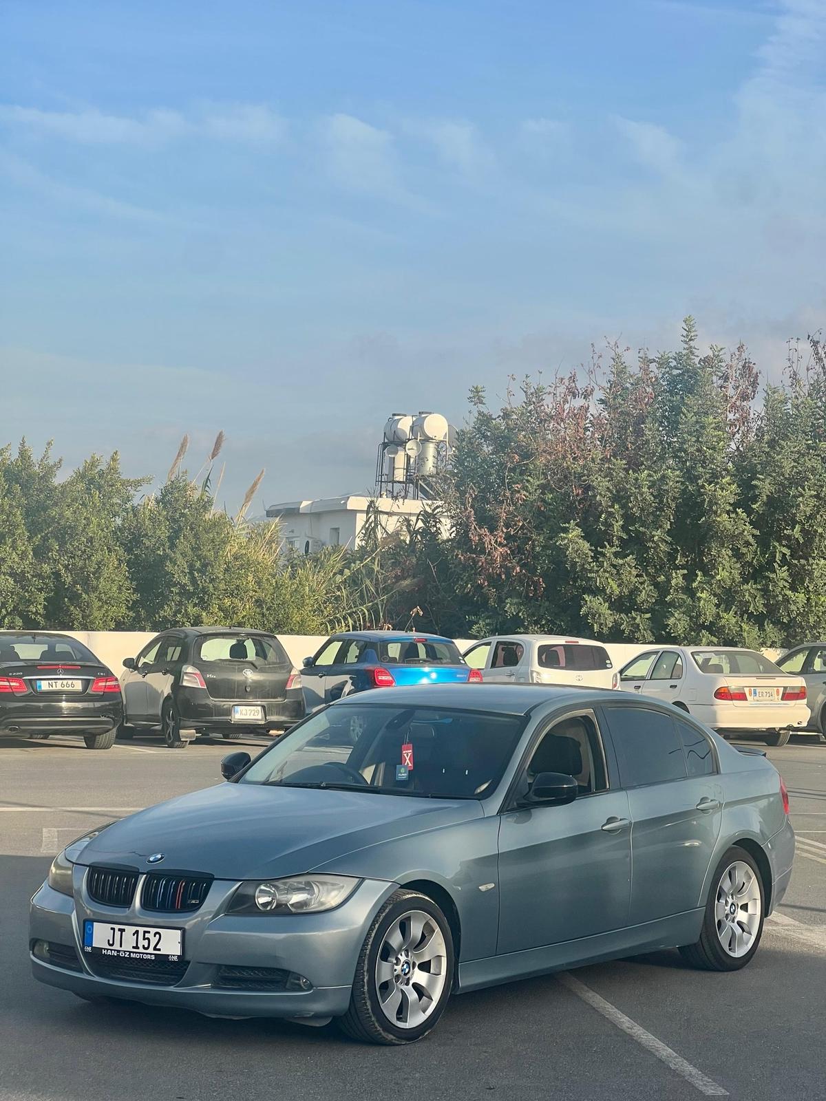 2007 BMW 318i 3