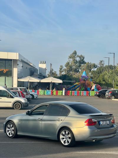 BMW 318i — 4