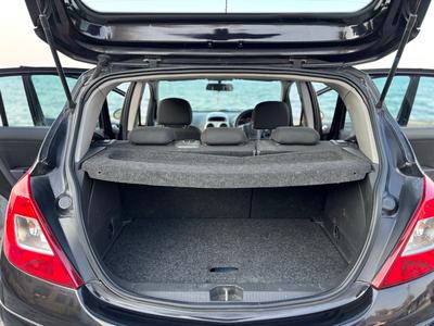 Opel Corsa — 7
