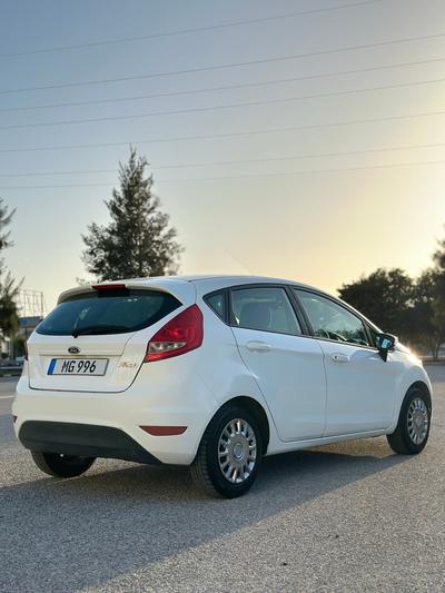 Ford Fiesta — 3