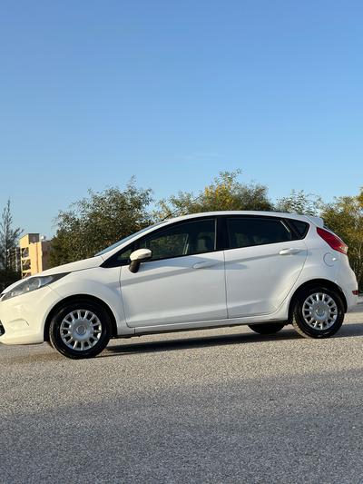 Ford Fiesta — 6