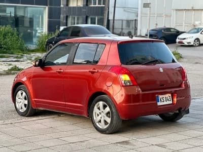 Suzuki Swift — 3