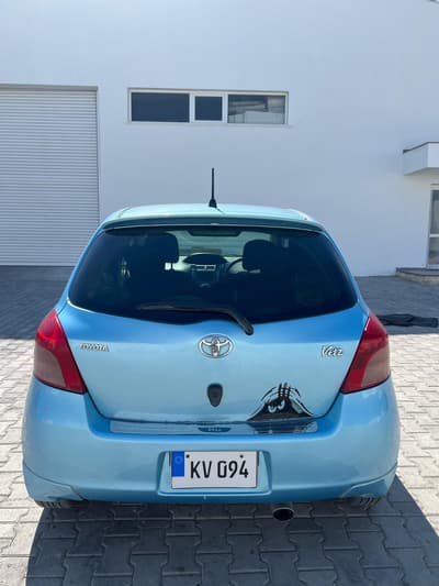 Toyota Vitz — 2