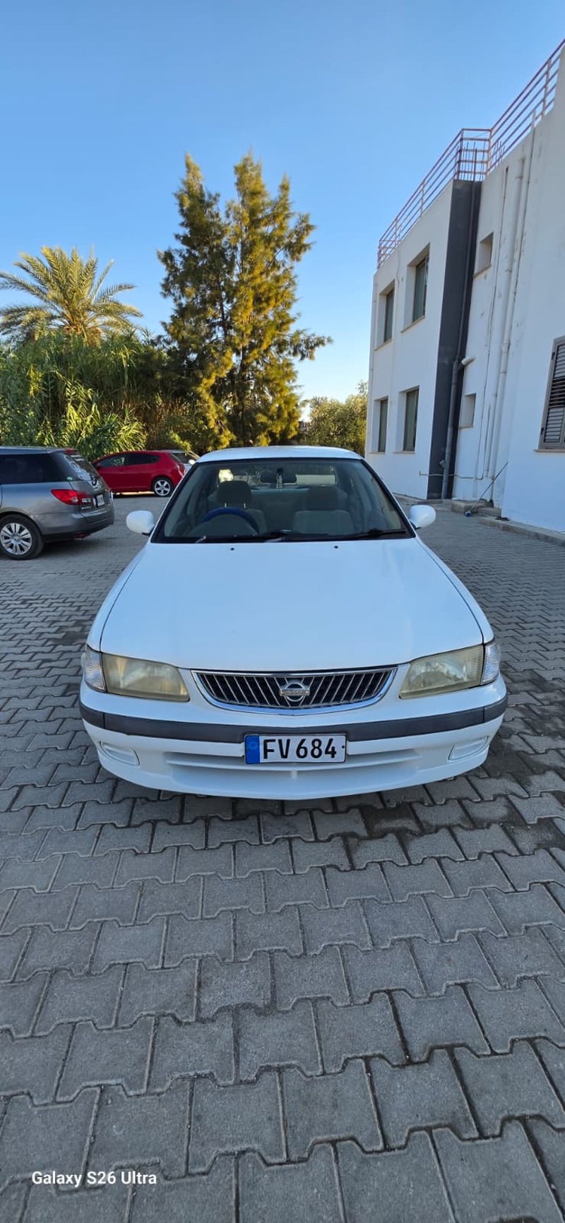 Nissan Sunny — 3