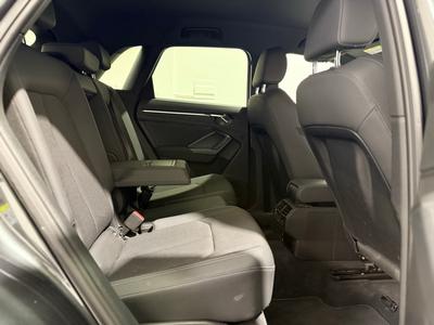 Audi Q3 — 10