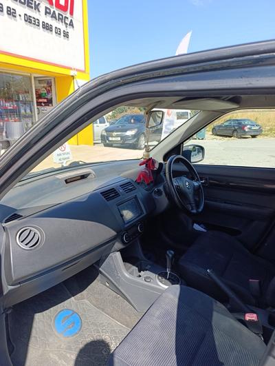 Suzuki Swift — 6