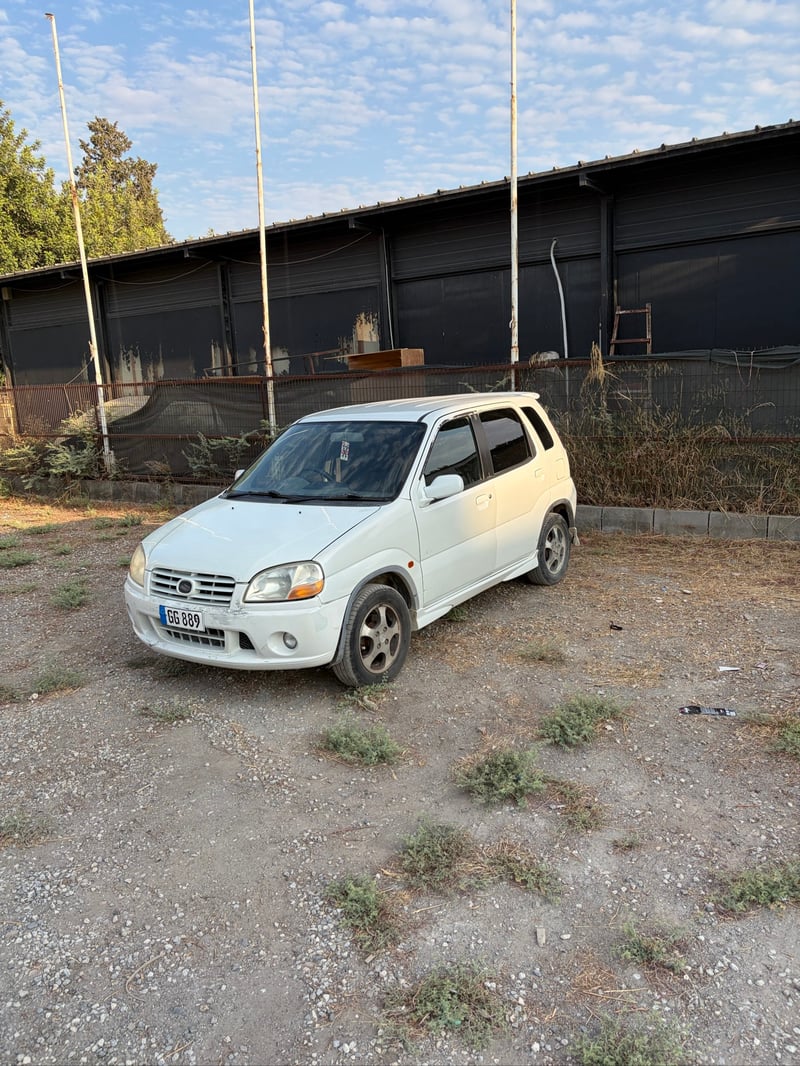 Suzuki Swift — 1