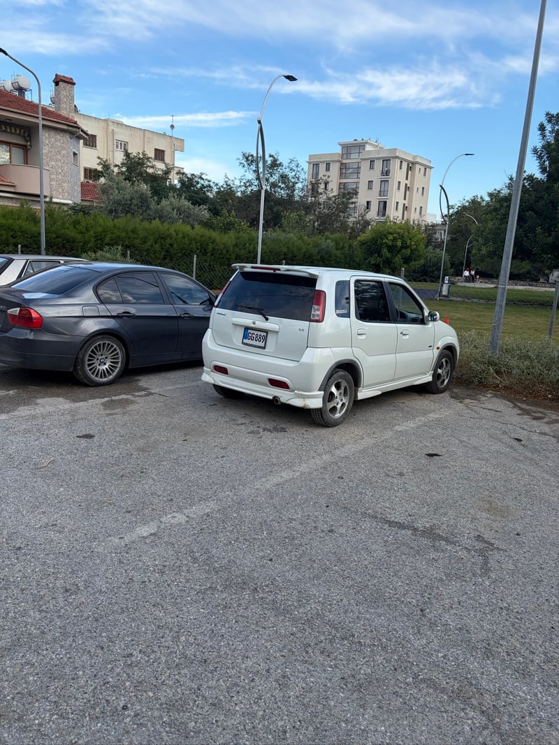 Suzuki Swift — 2