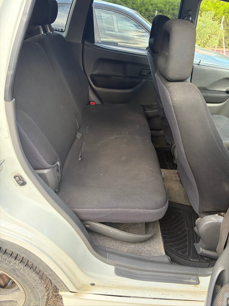 Suzuki Swift — 6