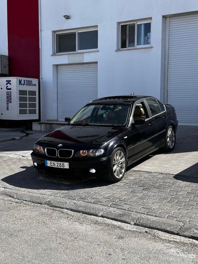 BMW 320i — 3