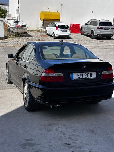 BMW 320i — 7