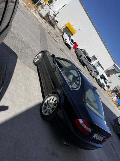 BMW 320i — 8
