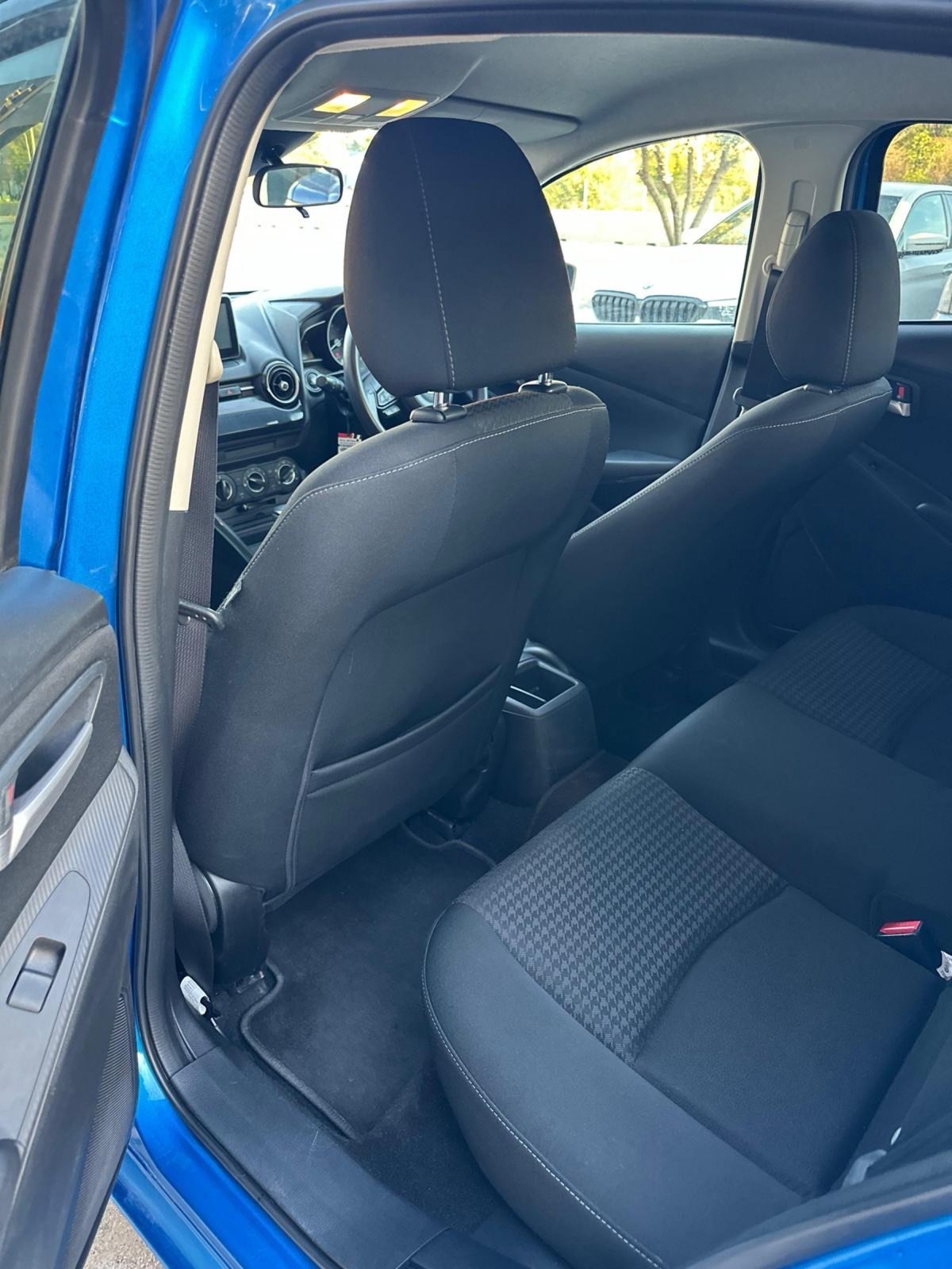 2019 Mazda Demio 9