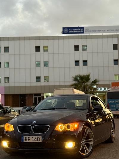 BMW 320i — 2