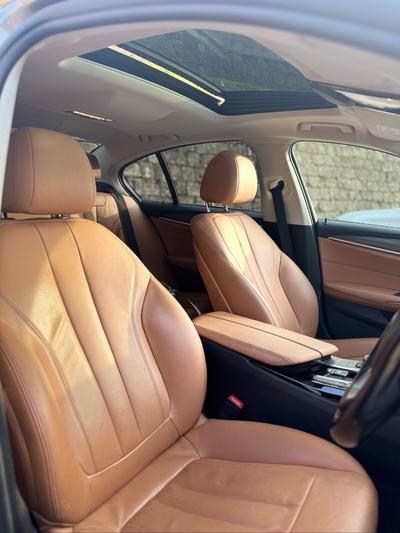 BMW 530e — 7