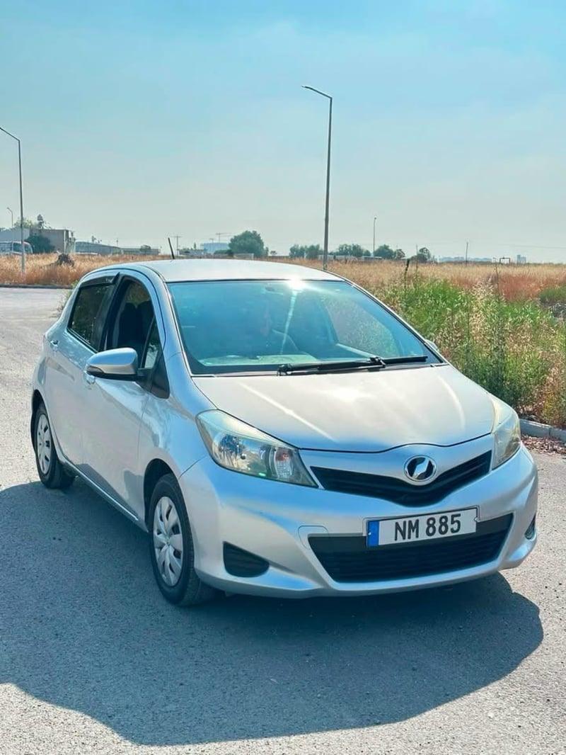 Toyota Vitz — 2