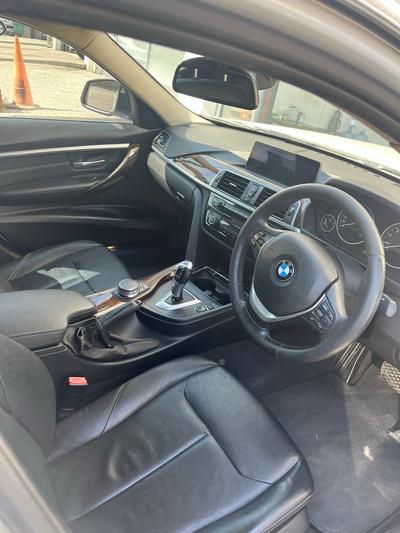 BMW 318i — 3