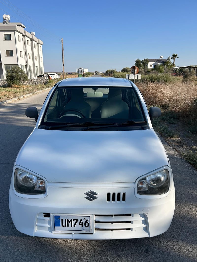 Suzuki Alto — 1
