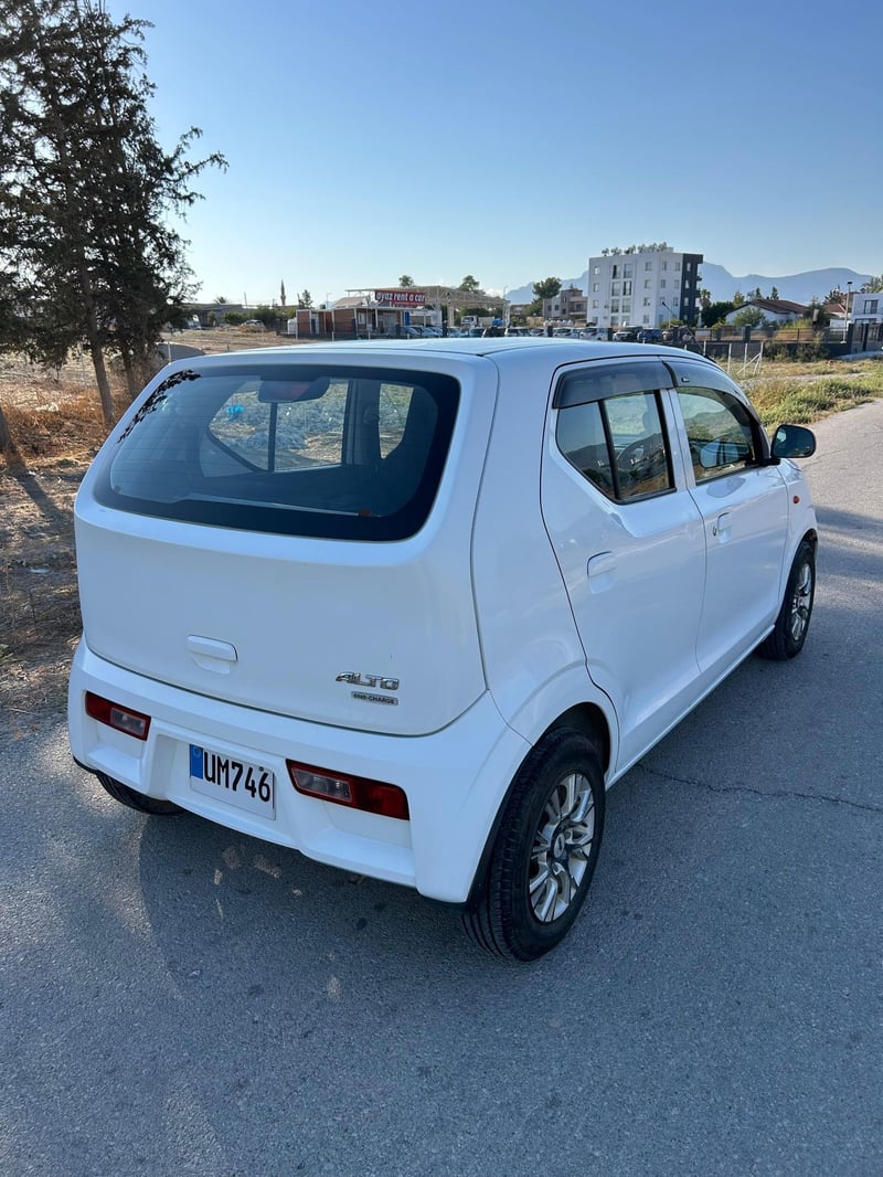 Suzuki Alto — 3