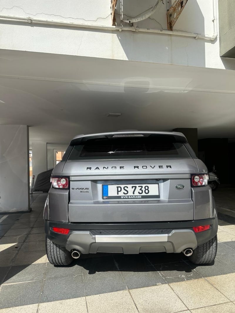 Land Rover Range Rover Evoque — 2