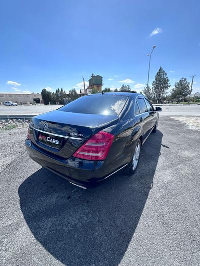 Mercedes-Benz S 320 — 2