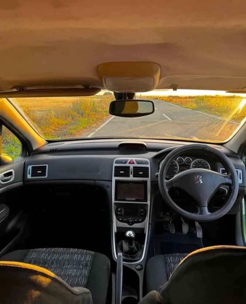 Peugeot 307 — 5
