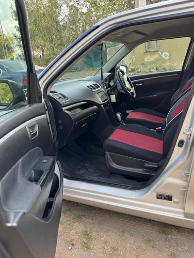 Suzuki Swift — 8