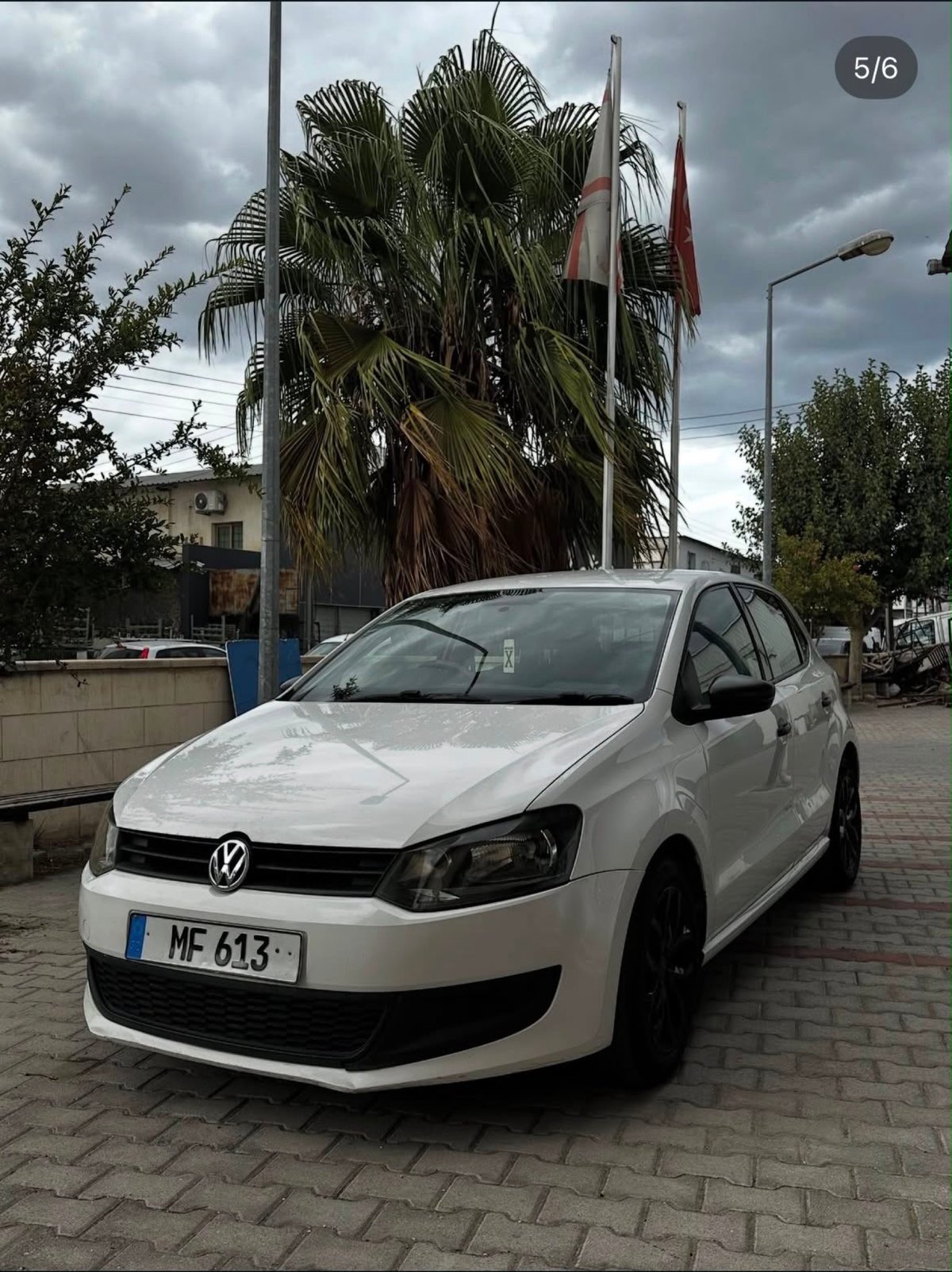 2013 Volkswagen Polo 4