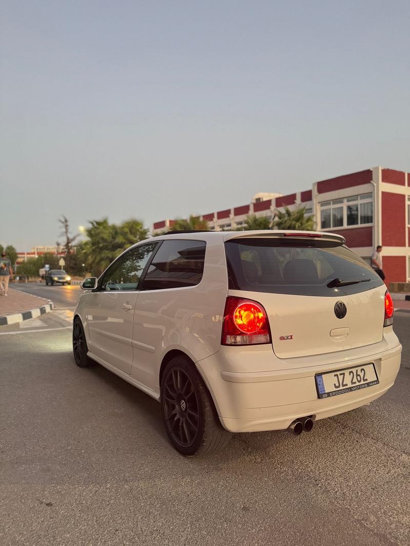 Volkswagen Polo — 1/10