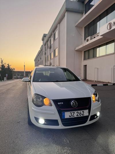 Volkswagen Polo — 3