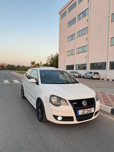Volkswagen Polo — 5