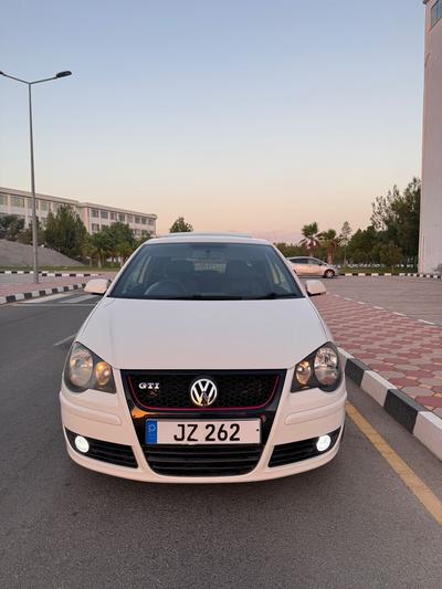 Volkswagen Polo — 7