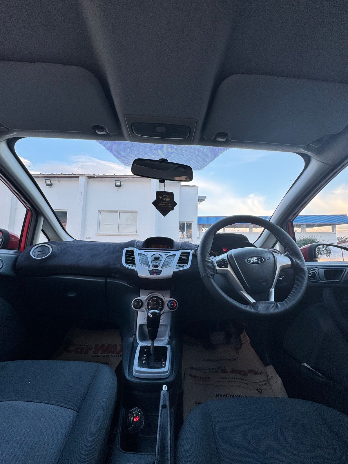 2011 Ford Fiesta 7