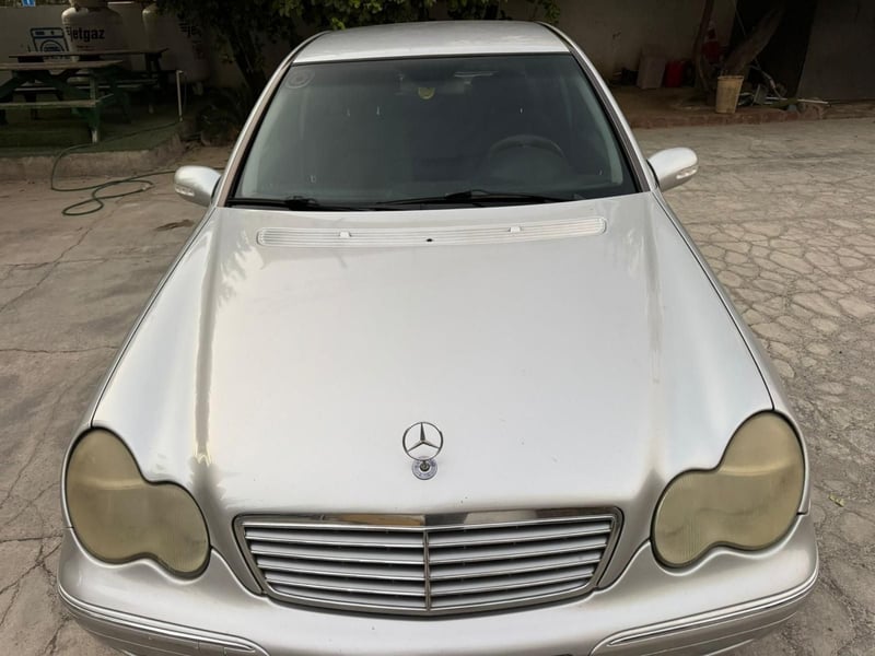 Mercedes-Benz C 220 — 1