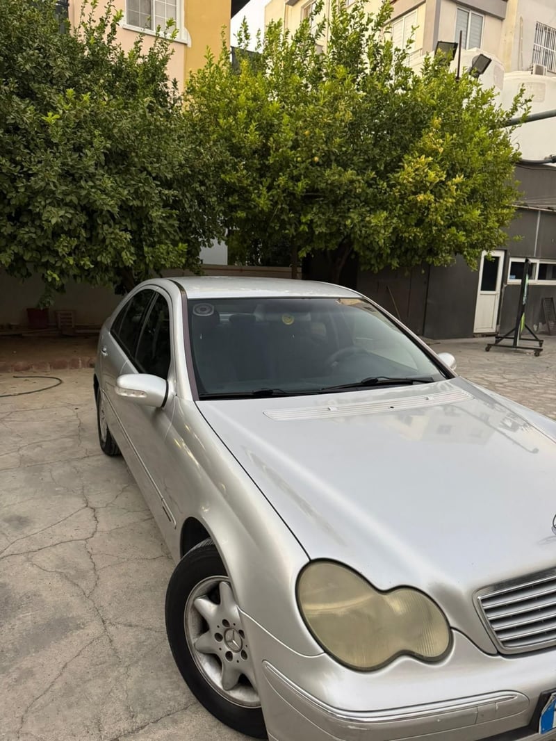 Mercedes-Benz C 220 — 2