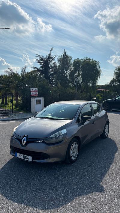 Renault Clio — 2